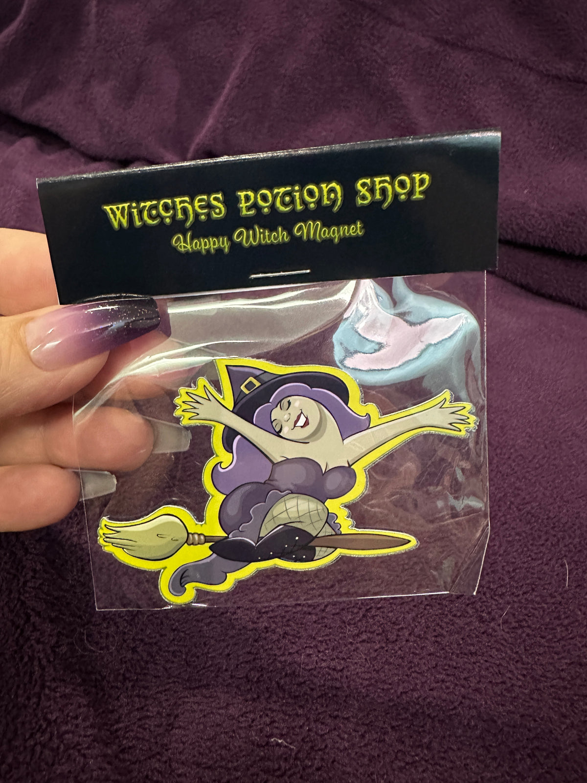 MAGNET: Happy Witch