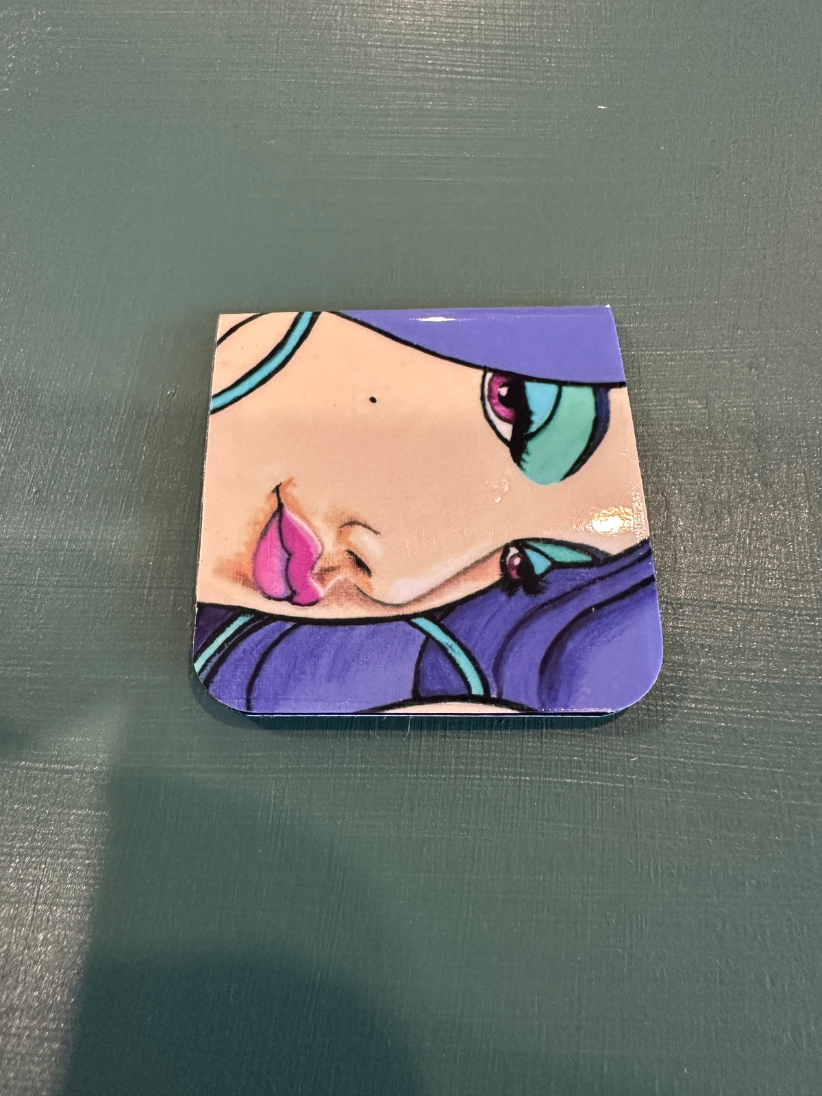 MAGNETIC BOOKMARK: 'Beauty Mark’